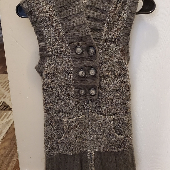 BKE vest - Picture 1 of 2
